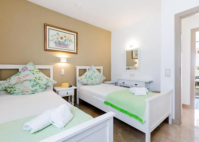 Floritas 23 Terrace And Swimming Pool Apartman *